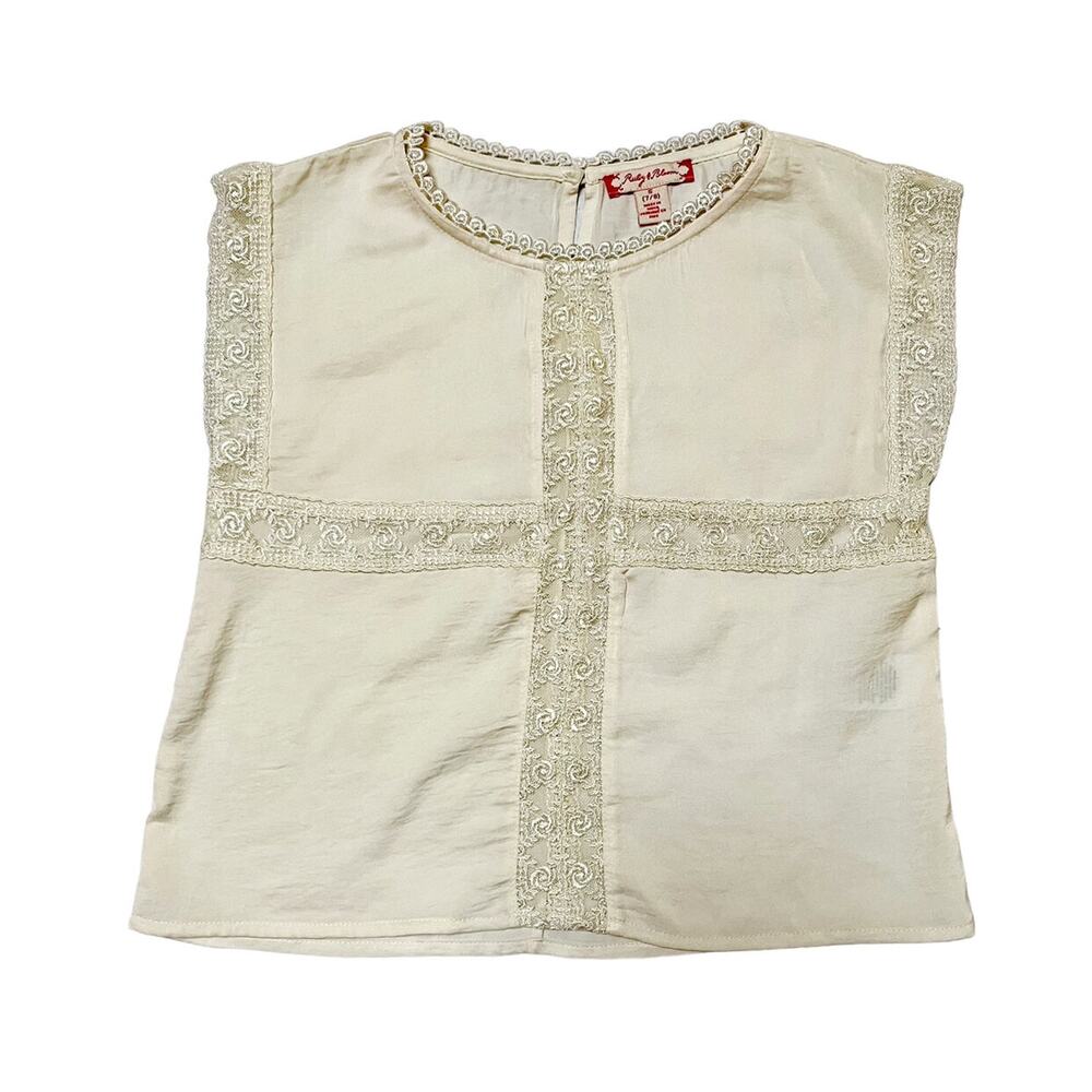 NWOT Ruby & Bloom Lace Blouse Size 7/8